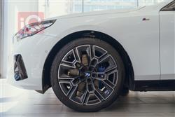 بی ئێم دەبڵیو سیریەس 5